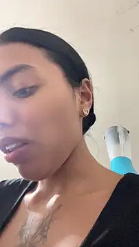 sylphiee  online show from 04-22-26, 02:51