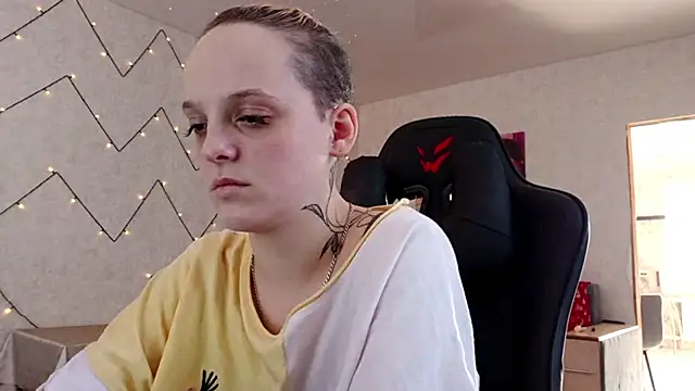 Ellafub online show from 03-11-26, 07:46