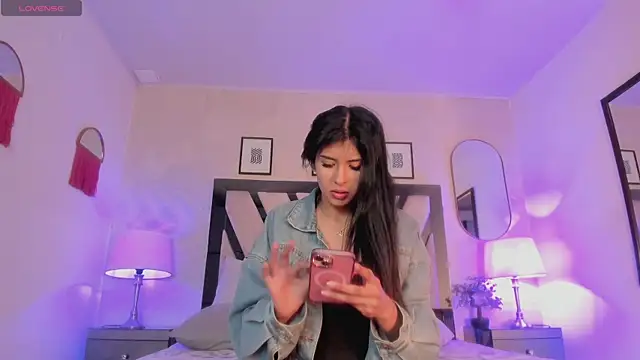 Violettaa Stone online show from 04-01-26, 03:52