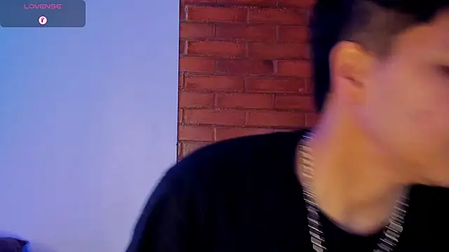 Lee Colee online show from 04-15-26, 01:15