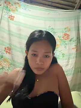 Snapshot of chinny1112 chatting on 05-21-26, 02:36 chinny1112 online show from 05-21-26, 02:36