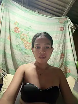 Snapshot of chinny1112 chatting on 06-14-26, 03:13 chinny1112 online show from 06-14-26, 03:13