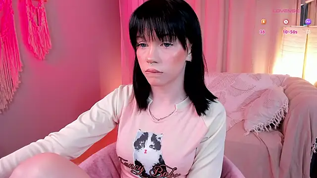lisa sunny  online show from 05-08-26, 04:33