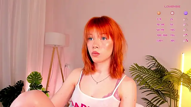lisa sunny  online show from 04-10-26, 06:42