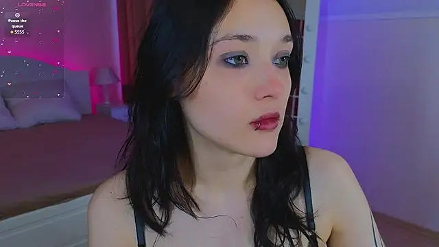 Snapshot of DarcyBlackwood chatting on 05-14-26, 01:13 DarcyBlackwood online show from 05-14-26, 01:13
