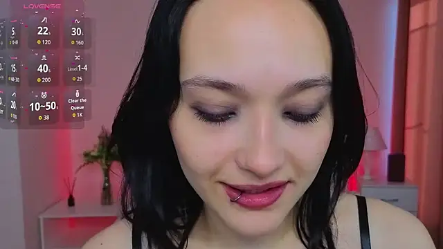 Snapshot of DarcyBlackwood chatting on 05-01-26, 01:21 DarcyBlackwood online show from 05-01-26, 01:21