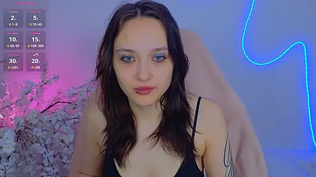 Snapshot of DarcyBlackwood chatting on 03-24-26, 02:11 DarcyBlackwood online show from 03-24-26, 02:11