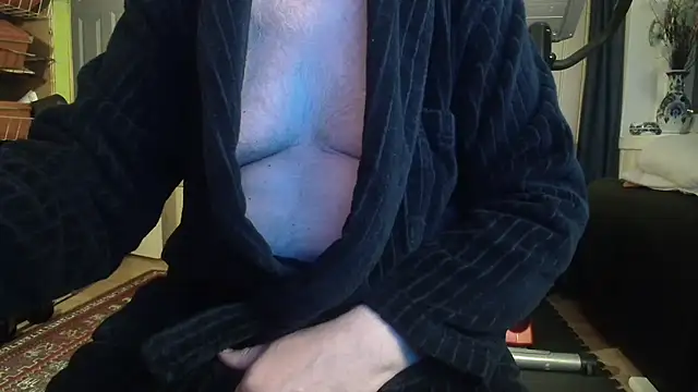 Snapshot of Buggemann chatting on 05-09-26, 02:04 Buggemann online show from 05-09-26, 02:04