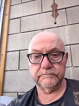 Buggemann online show from 07-12-26, 04:19