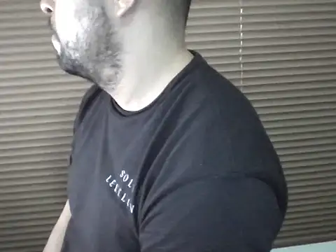 Sergiomachine69 online show from 06-18-26, 01:48