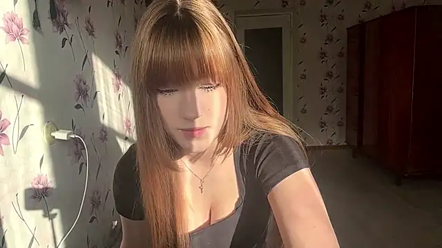 Snapshot of AnnaWasp chatting on 05-23-26, 04:33 AnnaWasp online show from 05-23-26, 04:33