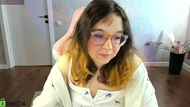 Aleks-caster online show from 04-21-26, 01:42