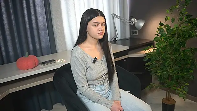 DevoraHondel online show from 03-12-26, 08:18