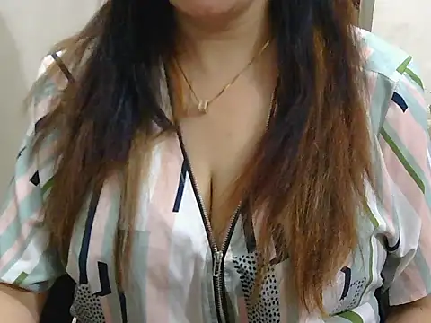 spicy Zara online show from 04-14-26, 11:04