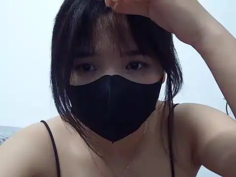 VyVy18 online show from 04-16-26, 03:35