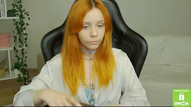 Snapshot of Rachel_lips chatting on 06-13-26, 08:01 Rachel lips online show from 06-13-26, 08:01