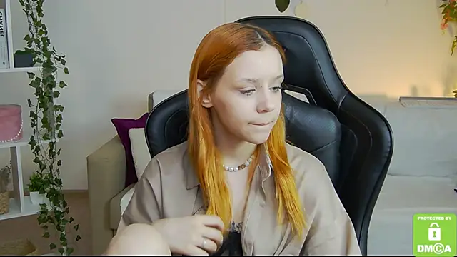 Snapshot of Rachel_lips chatting on 06-20-26, 08:08 Rachel lips online show from 06-20-26, 08:08