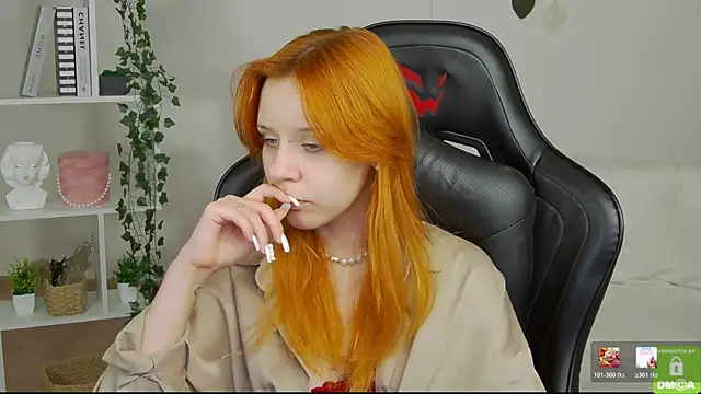 Snapshot of Rachel_lips chatting on 05-30-26, 09:04 Rachel lips online show from 05-30-26, 09:04
