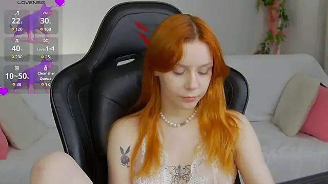 Snapshot of Rachel_lips chatting on 05-27-26, 09:05 Rachel lips online show from 05-27-26, 09:05