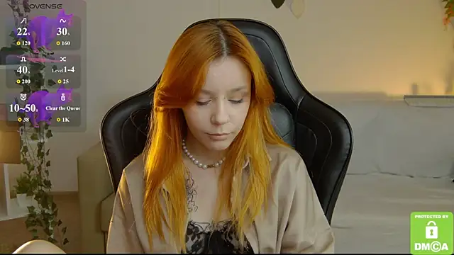Snapshot of Rachel_lips chatting on 06-18-26, 08:35 Rachel lips online show from 06-18-26, 08:35