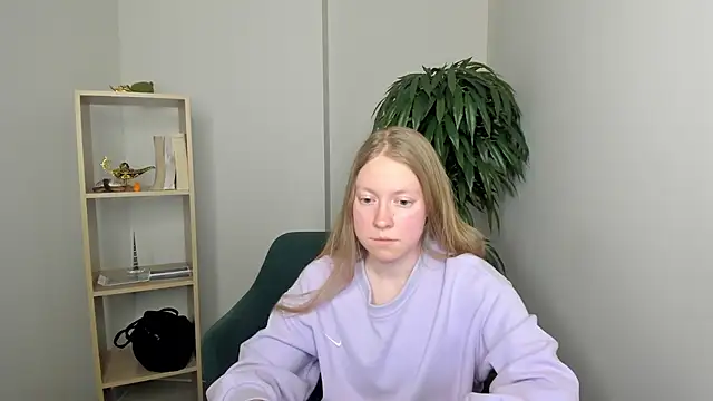 LashandaDevoto online show from 03-15-26, 09:05