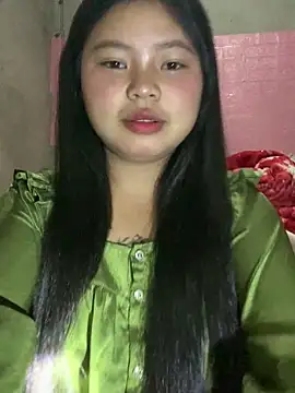 Snapshot of Motminhthoi chatting on 05-08-26, 12:31 Motminhthoi online show from 05-08-26, 12:31