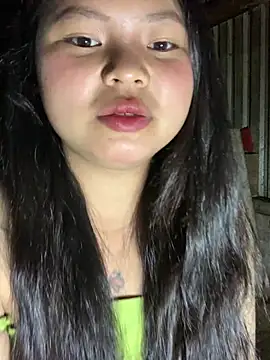 Snapshot of Motminhthoi chatting on 04-25-26, 01:41 Motminhthoi online show from 04-25-26, 01:41