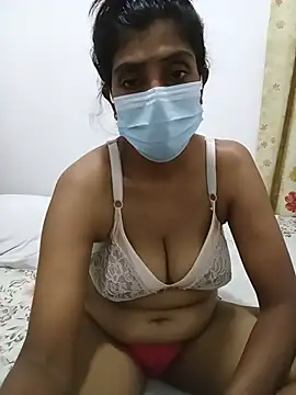 Snapshot of Amisha-35 chatting on 07-09-26, 01:32 Amisha-35 online show from 07-09-26, 01:32