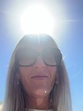 AtomBlondy online show from 05-27-26, 10:22