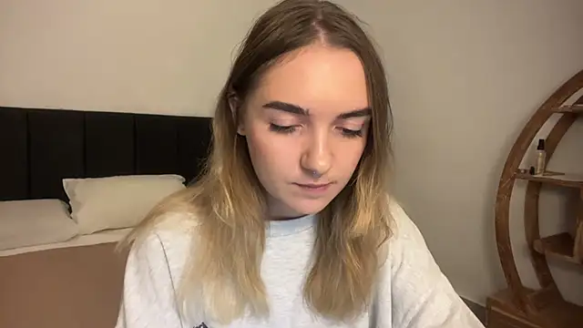 RoxyWet online show from 04-09-26, 02:23