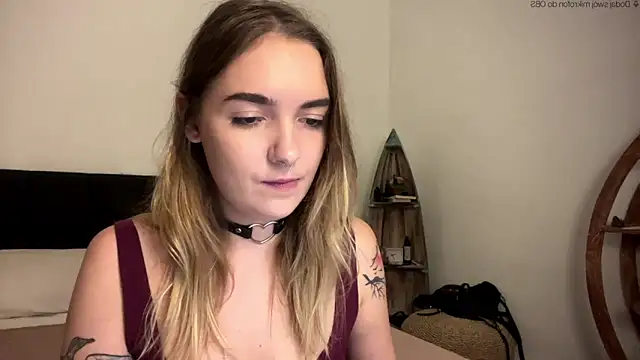 RoxyWet online show from 04-22-26, 01:18