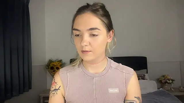 RoxyWet online show from 07-06-26, 02:24