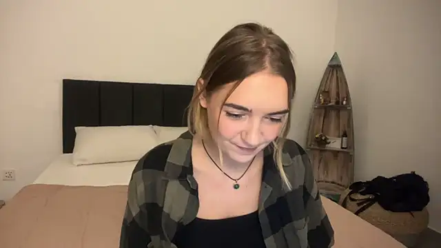 RoxyWet online show from 04-01-26, 01:34