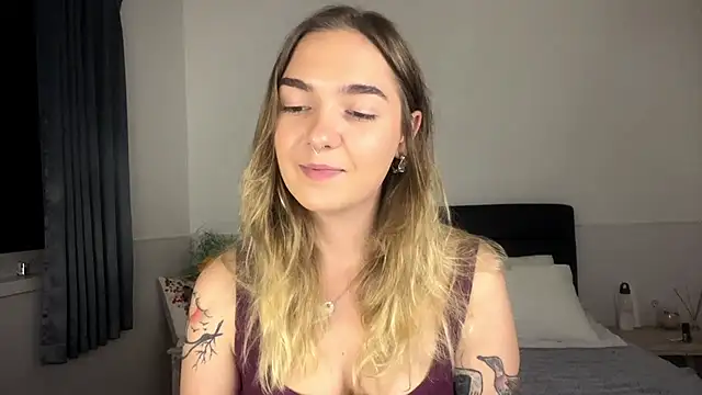 RoxyWet online show from 07-09-26, 03:55