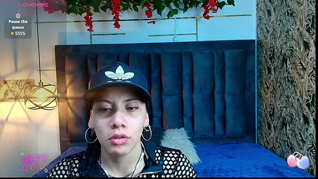 Abril Fox   online show from 06-15-26, 08:08