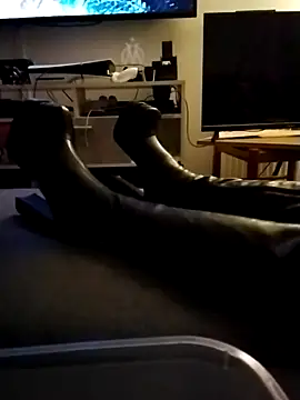 bootslove1 online show from 04-03-26, 10:27