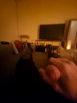 bootslove1 online show from 04-11-26, 08:18