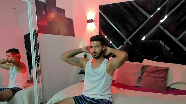 Snapshot of quilliam_voss chatting on 03-16-26, 12:09 quilliam voss online show from 03-16-26, 12:09