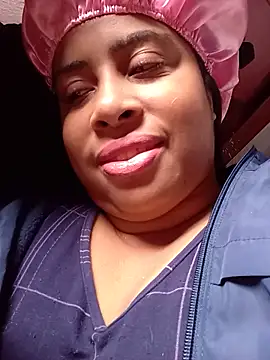 gatinha20257 online show from 05-21-26, 03:31