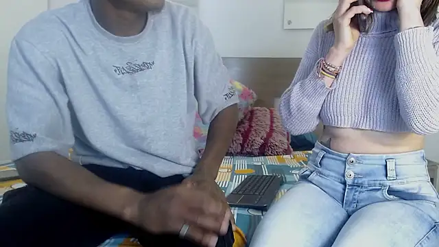 Ebony N Blonde online show from 04-10-26, 12:06