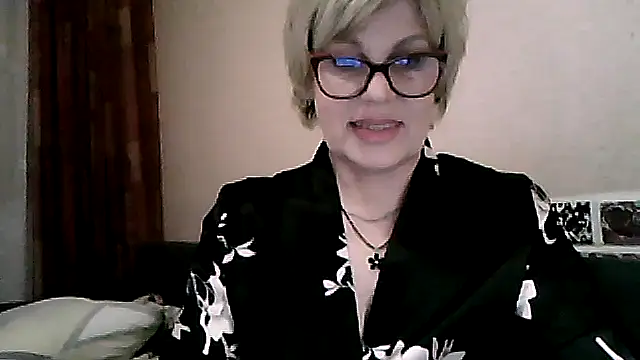 Snapshot of TatkaYang chatting on 05-26-26, 07:34 TatkaYang online show from 05-26-26, 07:34