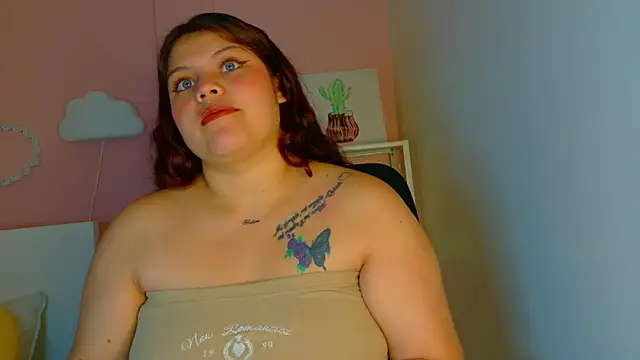 Daphnemoon  online show from 04-07-26, 01:02