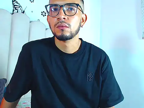 DiemMartinez01 online show from 03-12-26, 01:26