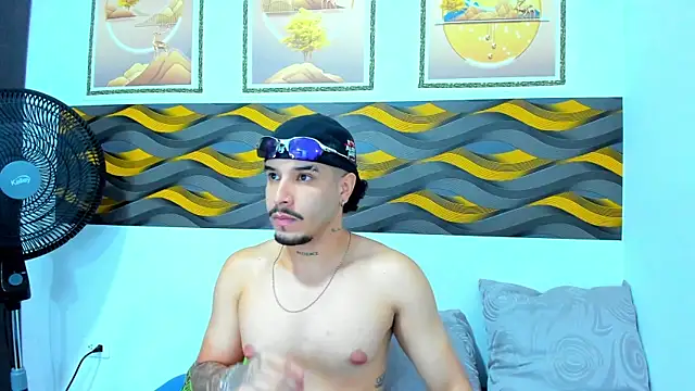 Leon Hotx online show from 04-21-26, 07:31