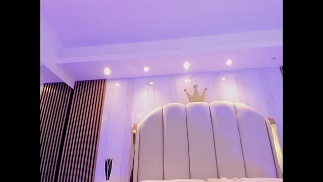 cintya evans online show from 04-10-26, 07:54