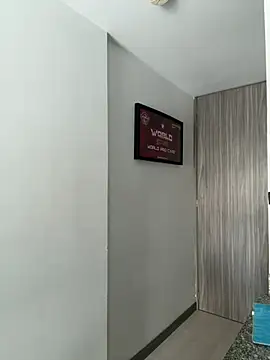 Axel Dominus online show from 03-30-26, 07:04