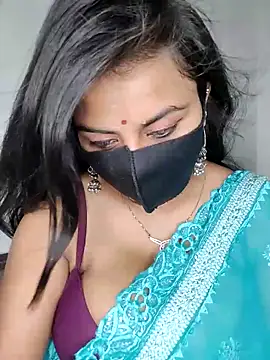 Snapshot of hot8178 chatting on 05-10-26, 05:04 hot8178 online show from 05-10-26, 05:04