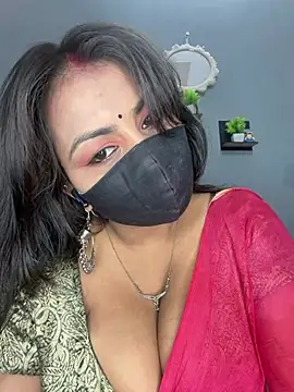 Snapshot of hot8178 chatting on 07-31-26, 04:48 hot8178 online show from 07-31-26, 04:48