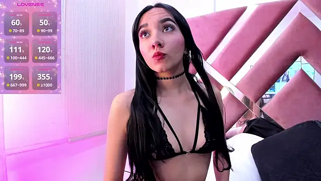 Zoe Evaanss  online show from 07-10-26, 07:47