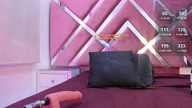 Zoe Evaanss  online show from 05-02-26, 08:03